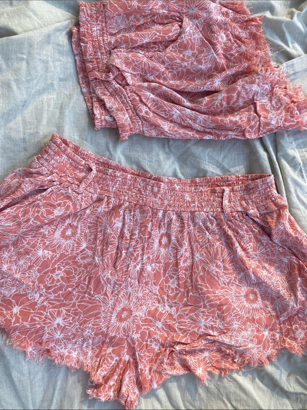2 pairs crinkle rayon shorts XL